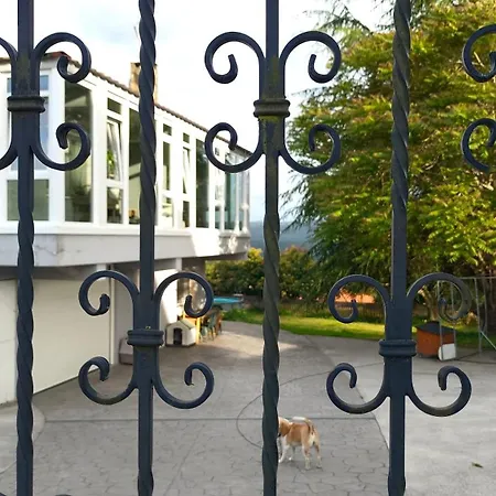 Lodge Life, Privada Orro